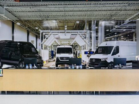 Used 2019 Mercedes-Benz Sprinter 144 image 14