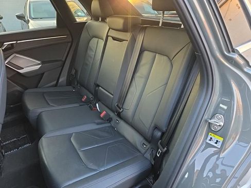 Used 2023 Audi Q3 2.0T Premium w/ 19" Wheel Package image 6