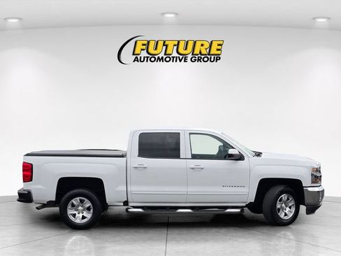 Used 2018 Chevrolet Silverado 1500 LT w/ LT Eassist Package RWD image 3