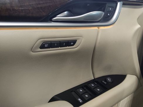 Used 2017 Cadillac XTS Luxury FWD image 27