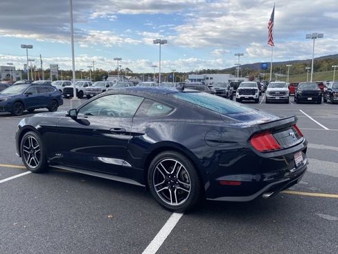 Used 2021 Ford Mustang Premium image 3