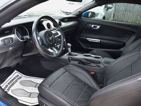 Used 2021 Ford Mustang GT w/ Equipment Group 301A RWD image 11