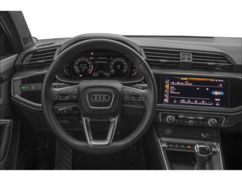Certified 2025 Audi Q3 2.0T Premium Plus w/ Premium Plus Package AWD/4WD image 9