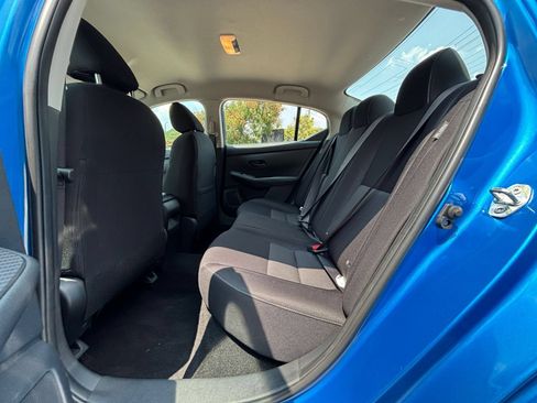 Used 2025 Nissan Sentra SV FWD image 22