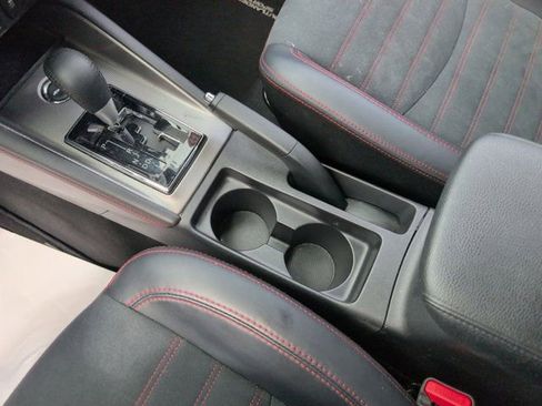 Used 2025 Mitsubishi Outlander Sport SE AWD/4WD image 23