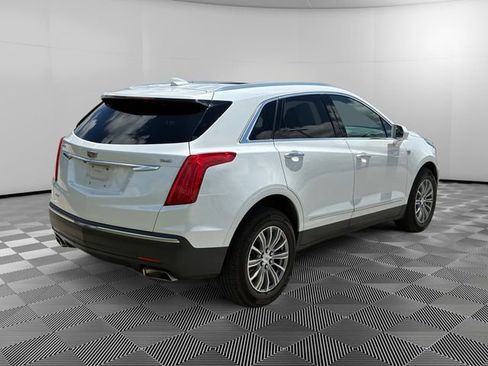 Certified 2017 Cadillac XT5 Luxury w/ Driver Awareness Package AWD/4WD image 5