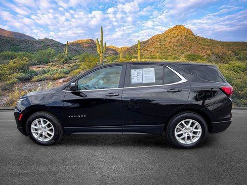 Used 2023 Chevrolet Equinox LT FWD image 8