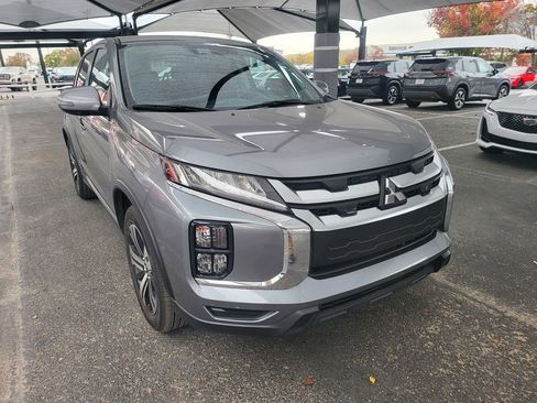Used 2025 Mitsubishi Outlander Sport SE image 14