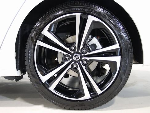 Used 2021 Nissan Sentra SR image 69