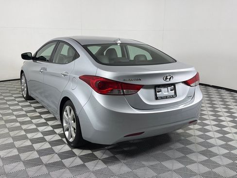 Used 2011 Hyundai Elantra Limited FWD image 6
