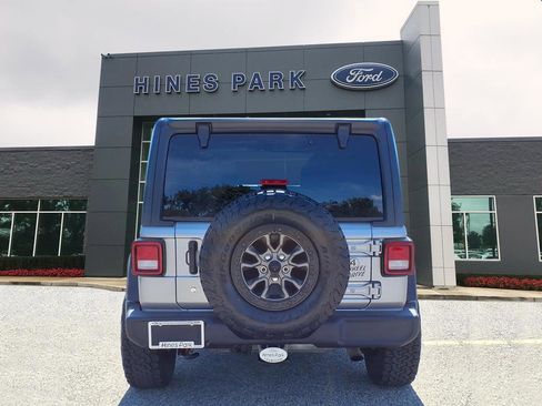 Used 2020 Jeep Wrangler Unlimited Sport image 6