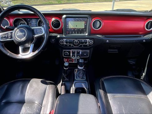 Used 2022 Jeep Wrangler Rubicon w/ LED Lighting Group AWD/4WD image 15