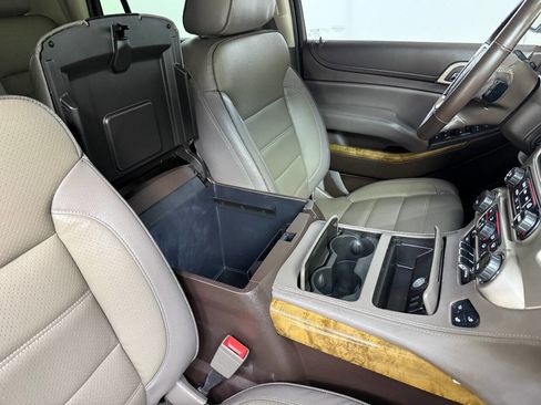 Used 2016 GMC Yukon Denali w/ Open Road Package image 40