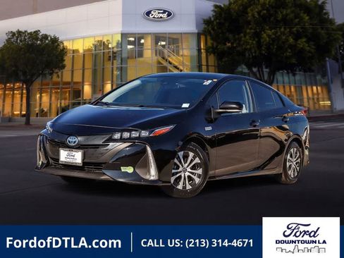 Used 2022 Toyota Prius Prime XLE FWD image 1