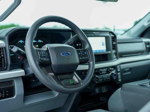 Used 2026 Ford F250 XLT AWD/4WD image 16