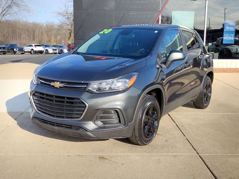 Used 2020 Chevrolet Trax LS w/ Tint and Cruise Package image 1