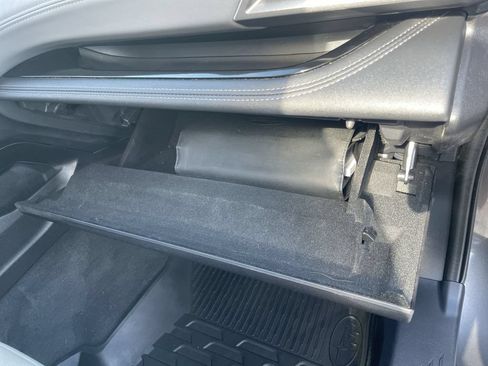 Used 2021 Subaru Outback Limited AWD/4WD image 36