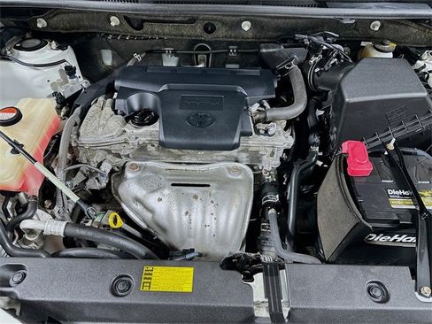 Used 2014 Toyota RAV4 XLE image 13