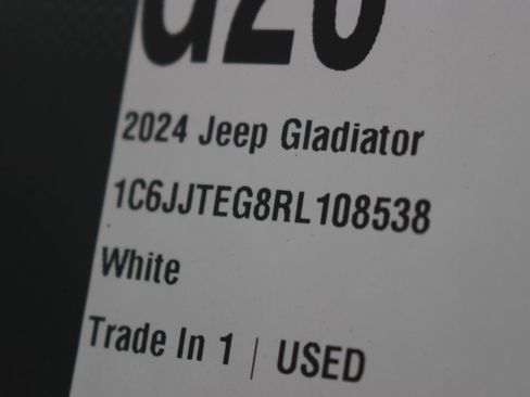 Used 2024 Jeep Gladiator Mojave image 42