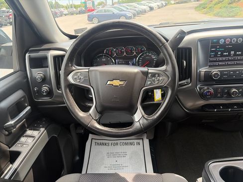 Used 2018 Chevrolet Silverado 1500 LT w/ All Star Edition AWD/4WD image 14