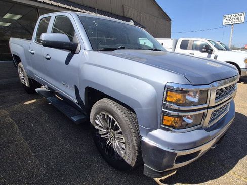 Used 2015 Chevrolet Silverado 1500 LT w/ LT Convenience Package image 3