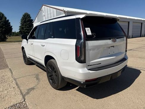 Used 2022 Cadillac Escalade Sport Platinum AWD/4WD image 11