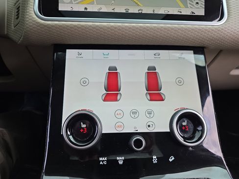 Used 2018 Land Rover Range Rover Velar S image 70