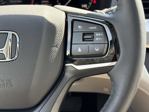 Used 2026 Honda Odyssey EX-L image 10