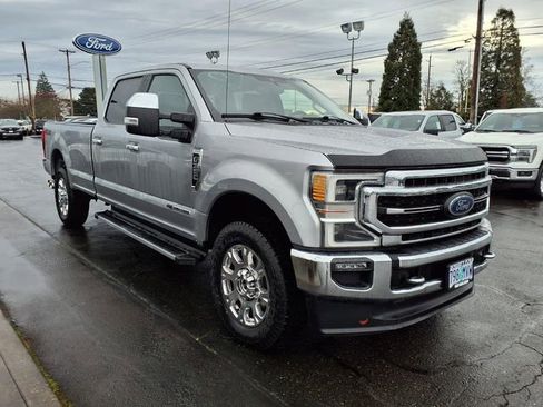 Used 2021 Ford F350 Lariat w/ Lariat Ultimate Package AWD/4WD image 2