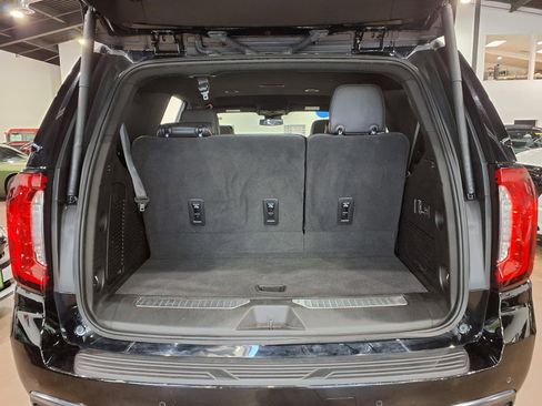Used 2024 GMC Yukon AT4 AWD/4WD image 20
