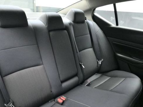 Used 2021 Nissan Altima 2.5 S FWD image 13