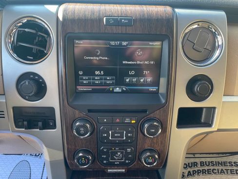 Used 2014 Ford F150 Lariat w/ Lariat Chrome Package image 23