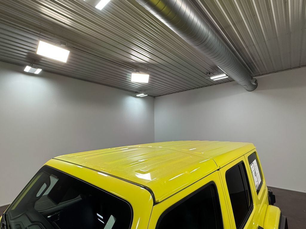 Used 2024 Jeep Wrangler Unlimited Rubicon AWD/4WD image 42