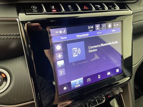 New 2025 Jeep Grand Cherokee L Laredo AWD/4WD image 26