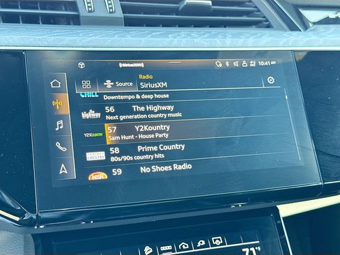 Certified 2024 Audi Q8 e-tron Premium Plus w/ Premium Plus Package image 31