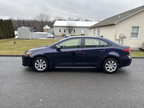 Used 2024 Toyota Corolla LE image 7