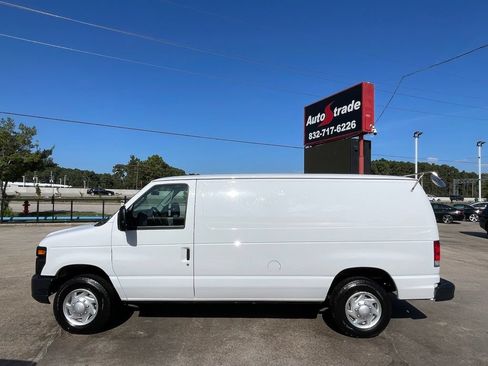 Used 2014 Ford E-150 and Econoline 150 RWD image 6