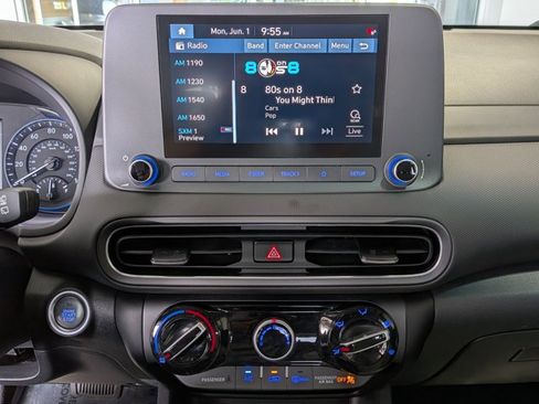 Used 2023 Hyundai Kona SEL AWD/4WD image 14