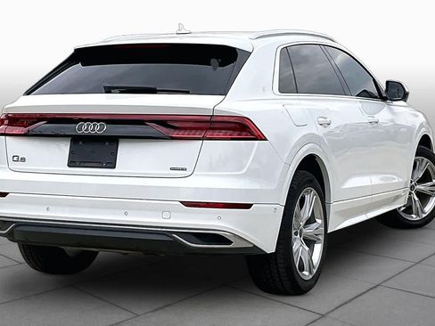 Used 2023 Audi Q8 Premium w/ Convenience Package AWD/4WD image 12