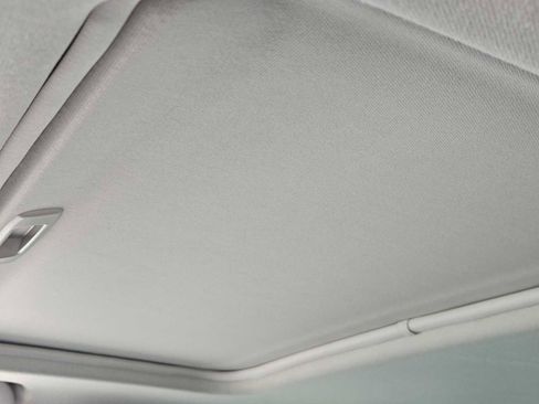 Used 2018 MAZDA MAZDA3 Touring image 24