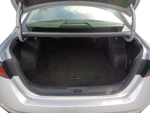 Used 2024 Nissan Altima 2.5 SR FWD image 5