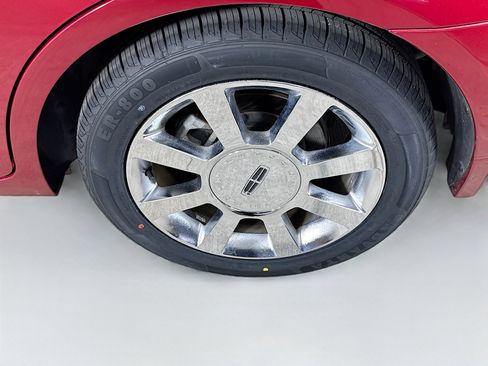 Used 2009 Lincoln MKZ image 37