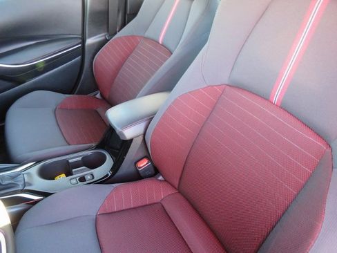 Certified 2024 Toyota Corolla SE image 18