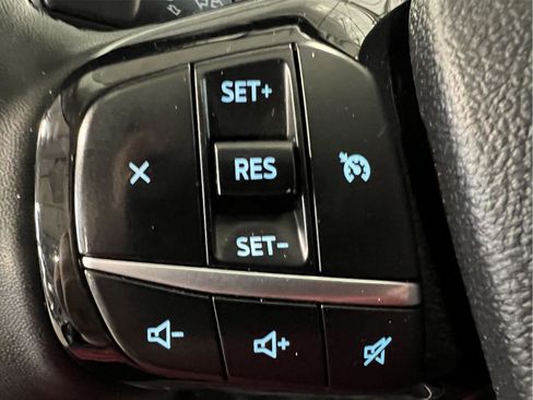 Used 2022 Ford Escape SE w/ Cold Weather Package FWD image 18