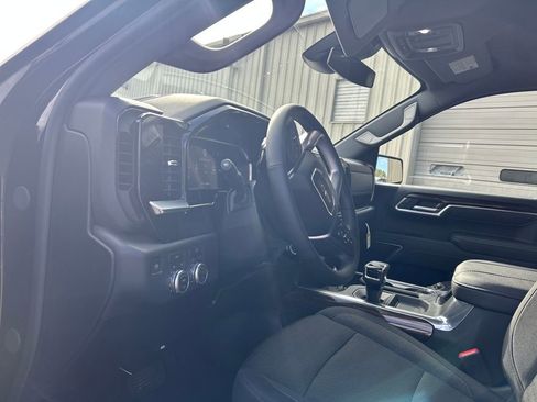 New 2026 GMC Sierra 1500 Elevation image 14