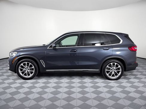 Used 2022 BMW X5 sDrive40i w/ Premium Package RWD image 2