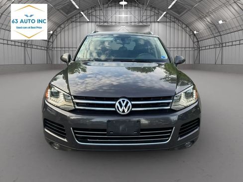 Used 2012 Volkswagen Touareg Sport AWD/4WD image 8
