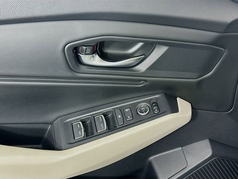 Certified 2024 Honda Accord EX image 17