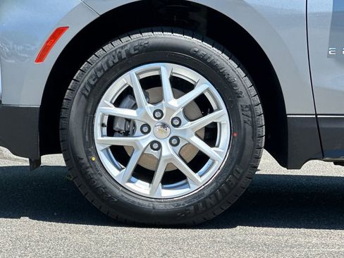 Used 2024 Chevrolet Equinox LT AWD/4WD image 27