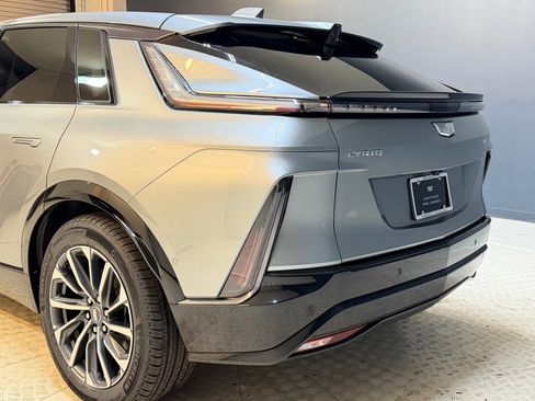 Certified 2024 Cadillac Lyriq Sport RWD image 22